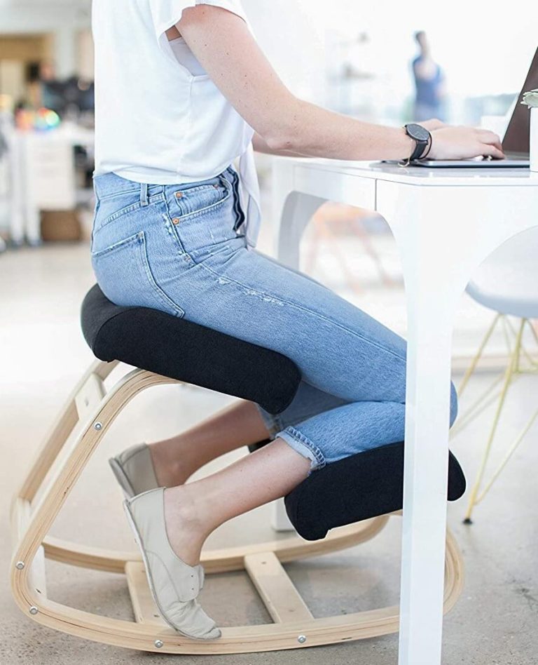 Ergonomic kneeling chair